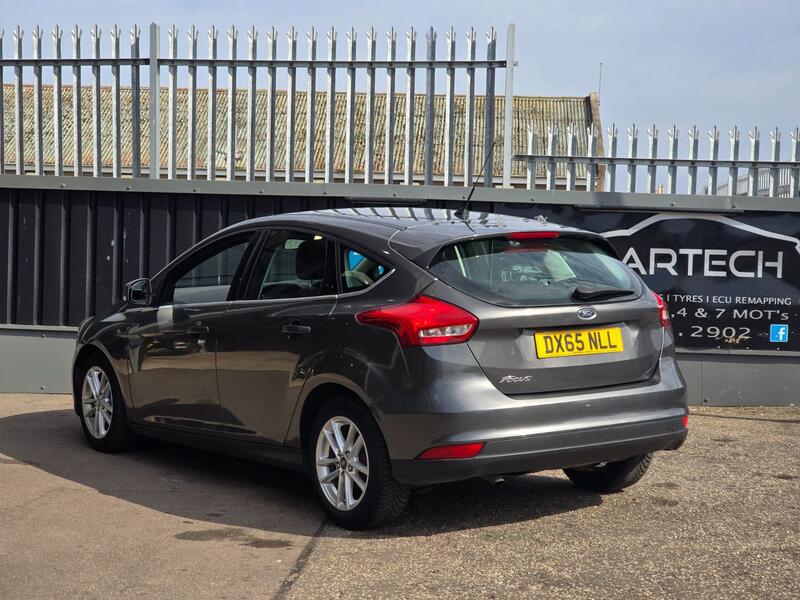 FORD FOCUS