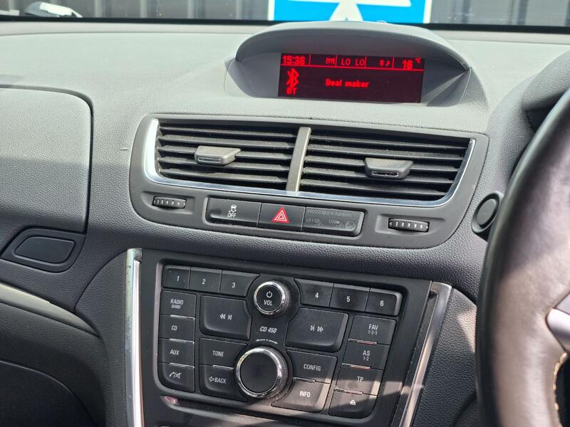 VAUXHALL MOKKA