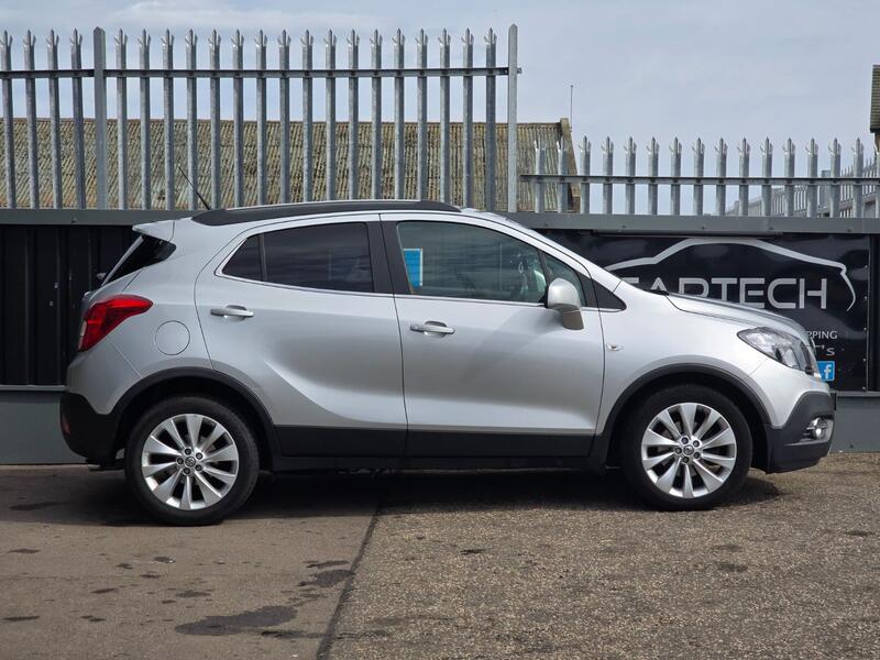 VAUXHALL MOKKA